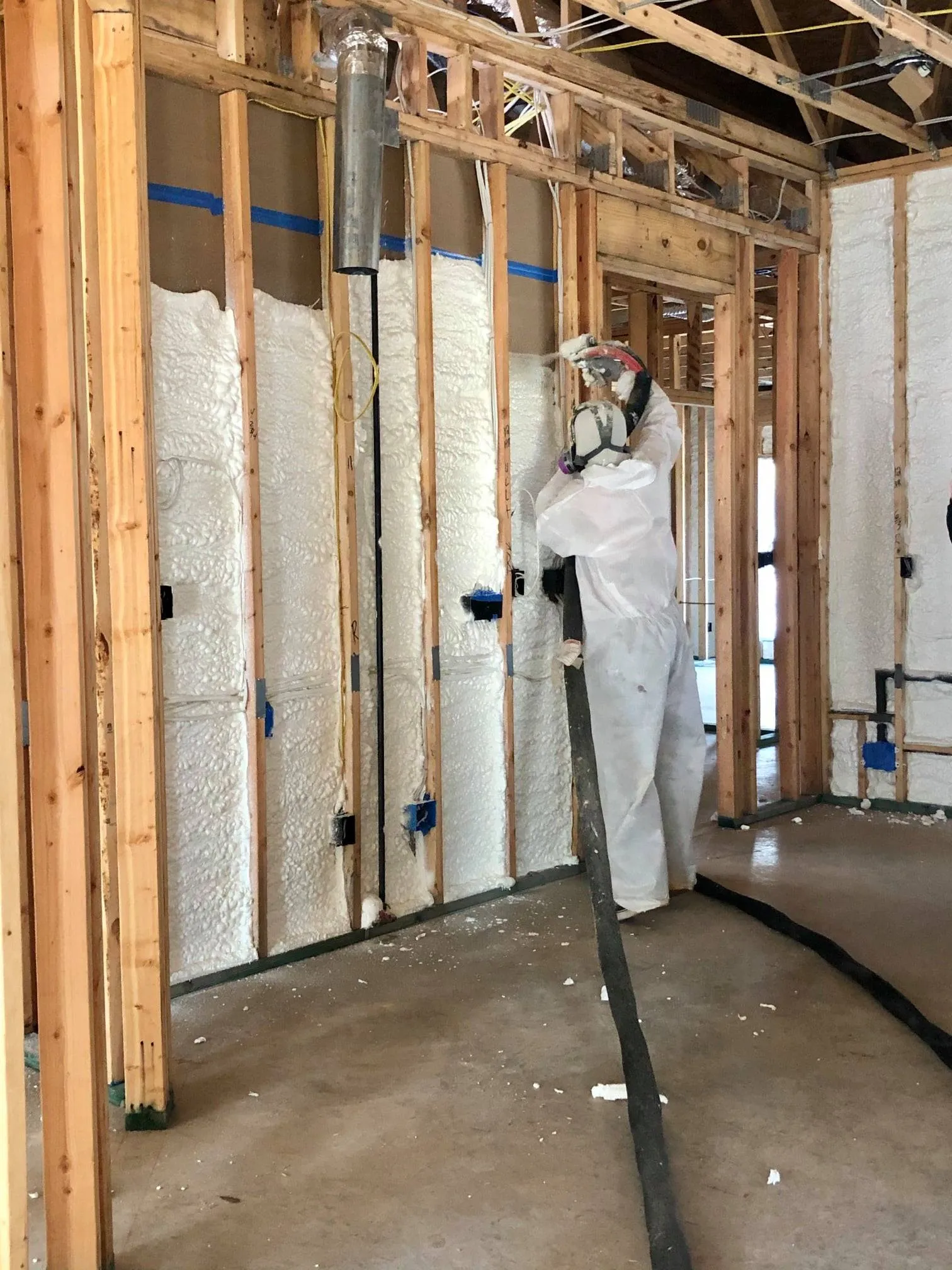 close-cell-spray-foam-insulation